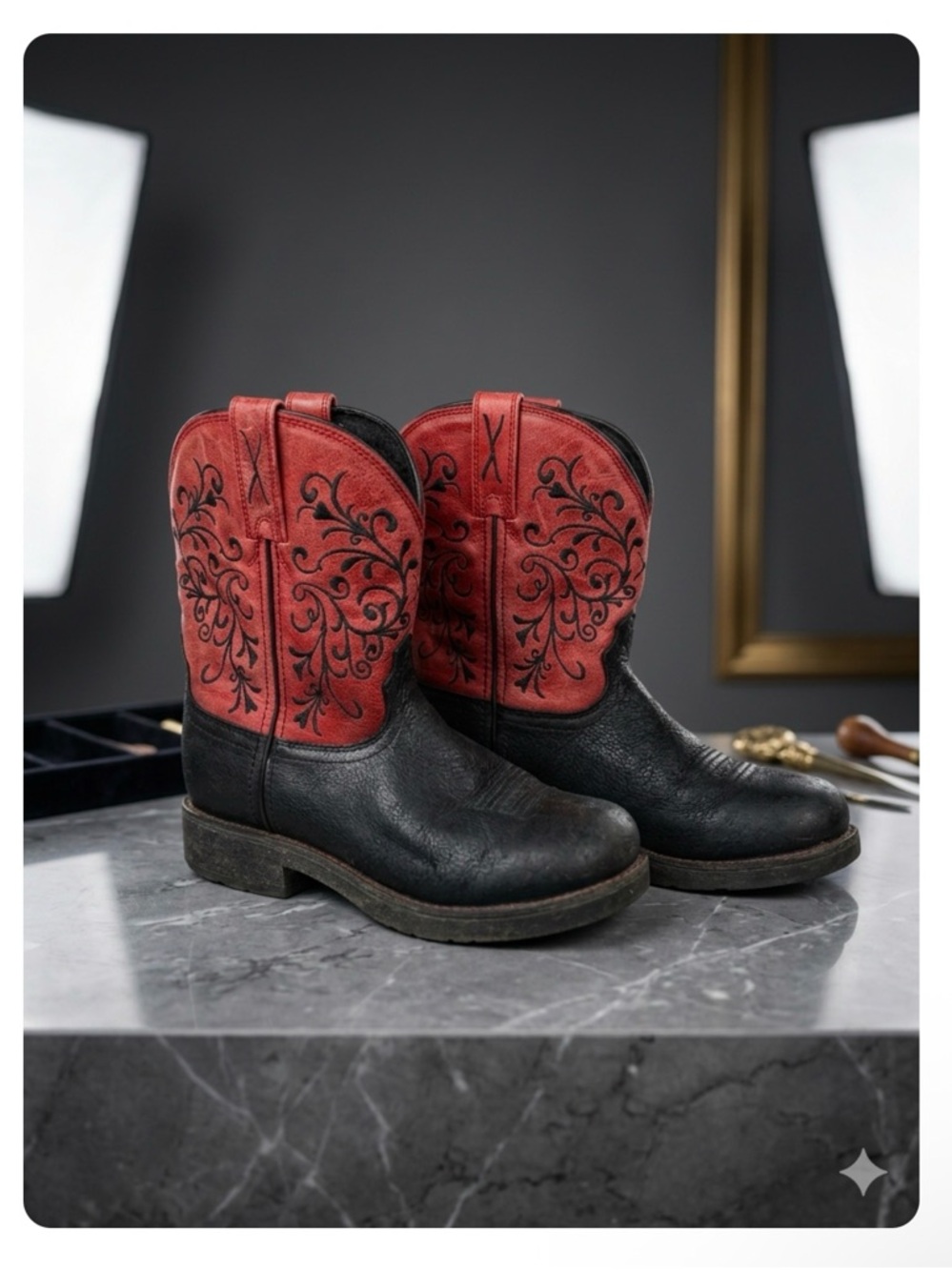 Twisted X Women's Barn Burner Western Boots
WBB0018 Size 7M